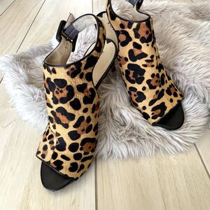 Via Spiga High Heels with Real Fur | Women’s Size 8.5 | Luxurious & Chic